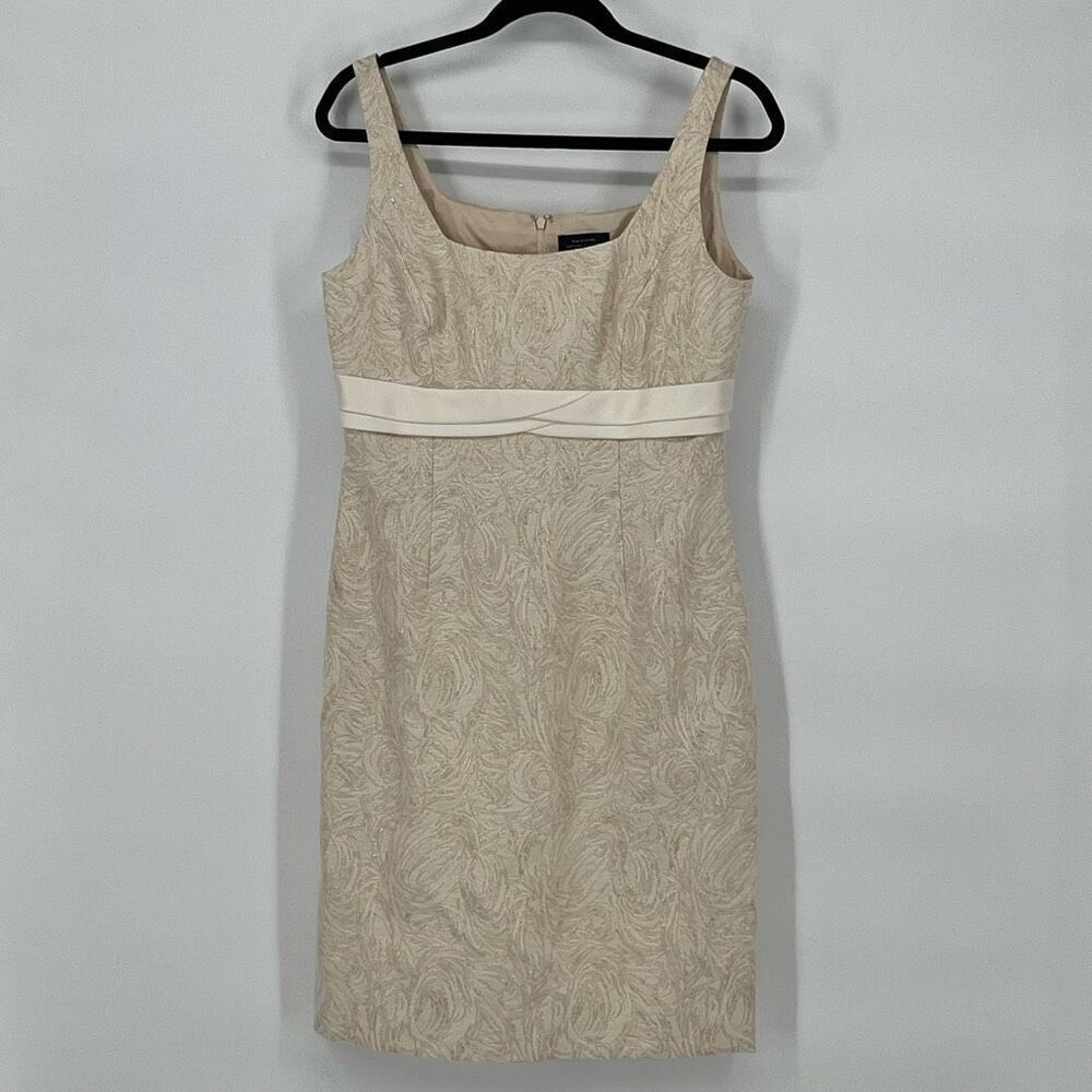 TAHARI Sheath Dress 6 Beige Metallic Jacquard Sleeveless Empire Waist Cocktail